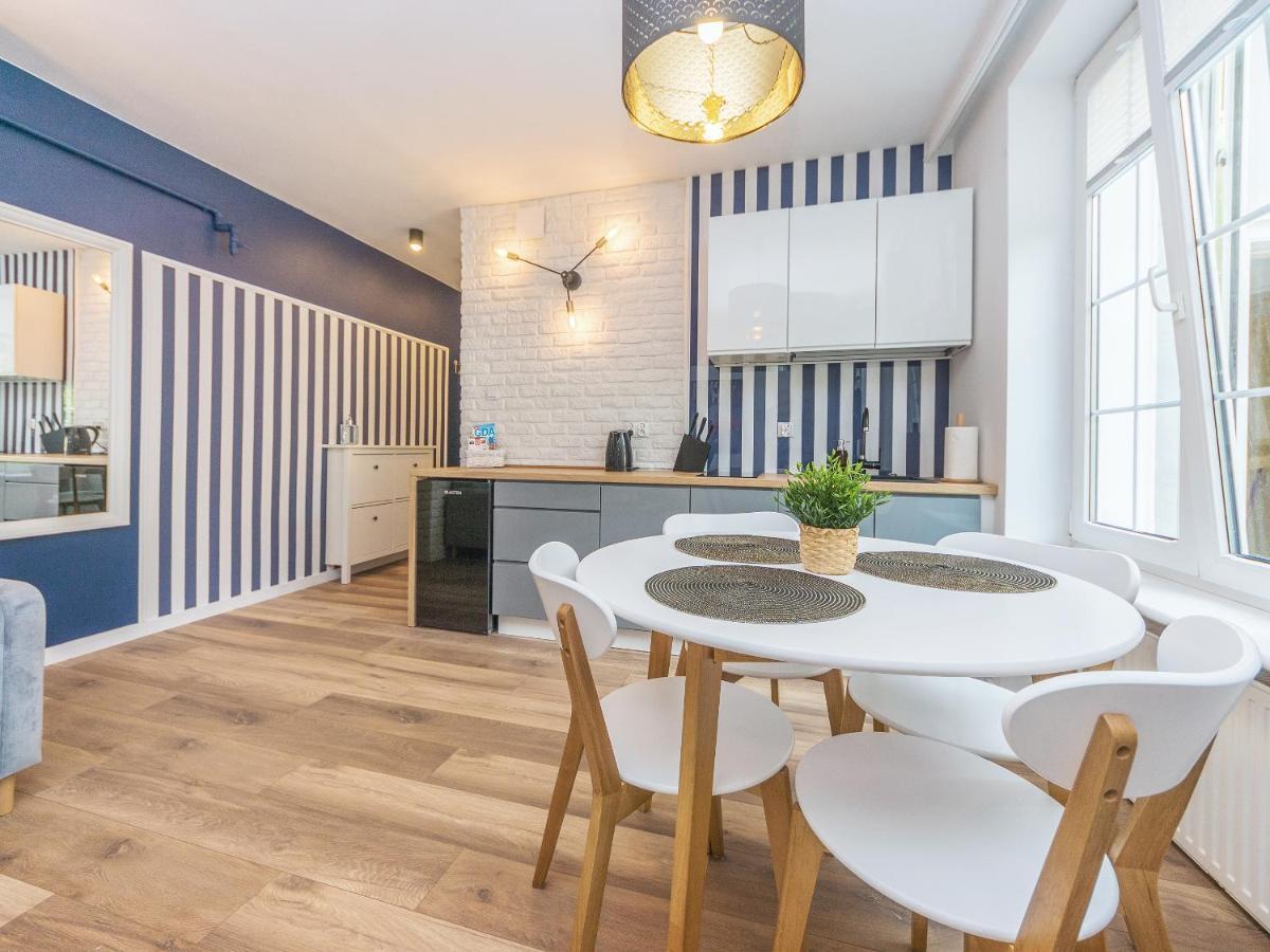 Glow Apartments, Apartament Dluga 69 กดัญสก์ ภายนอก รูปภาพ